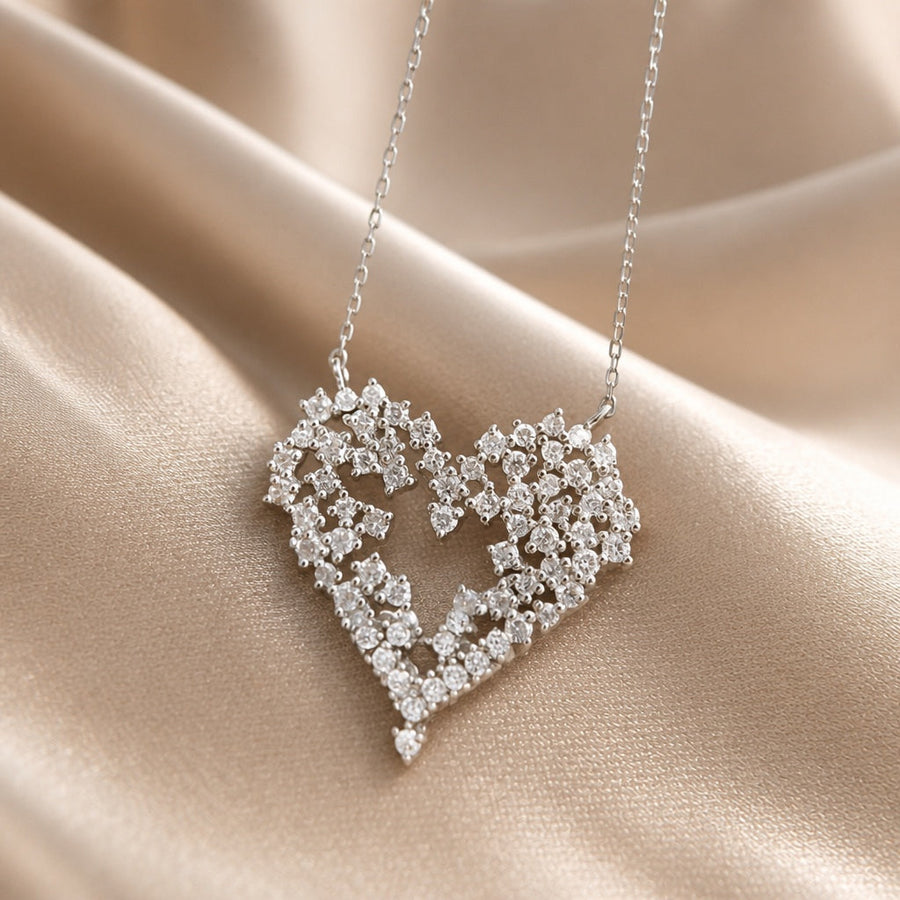 White Gold Heart Pendant Zirconia Necklace