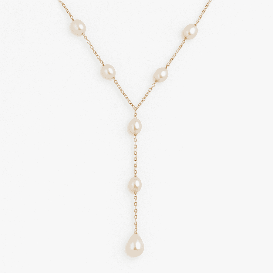 Vintage Inspired Pearl Pendant Necklace