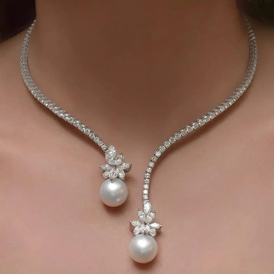 Bright Necklace with Silver Pearls