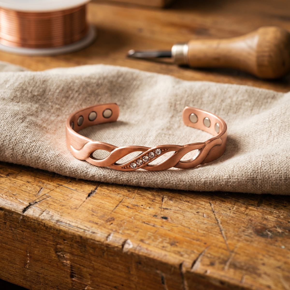 Seam Interlaced Copper Cuff Bracelet